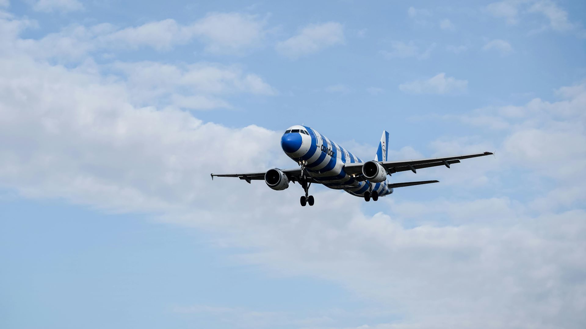 How Airlines Spark New Tourism Markets Through Routes-2