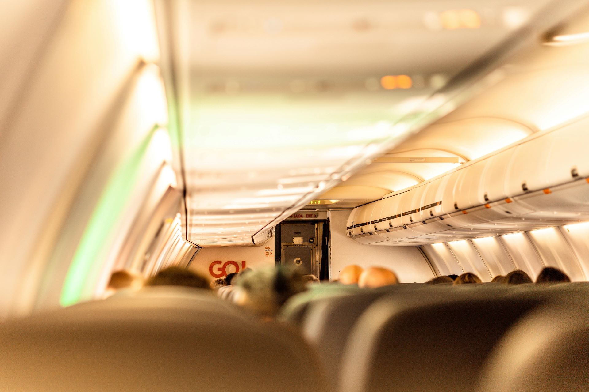 the-truth-behind-last-minute-flight-deals-exposed