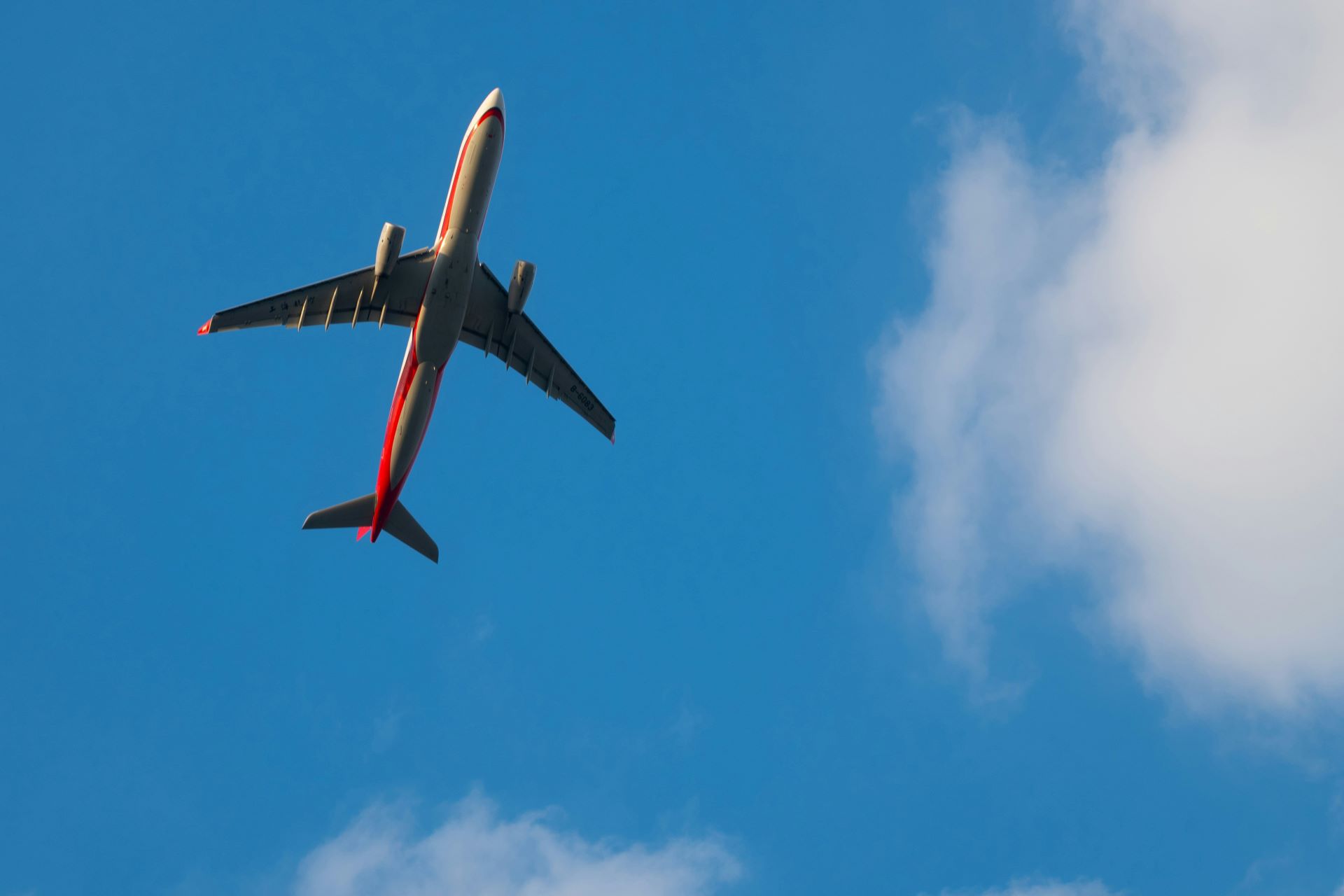 Hidden Gems Take Flight Airlines Unlock New Destinations-1