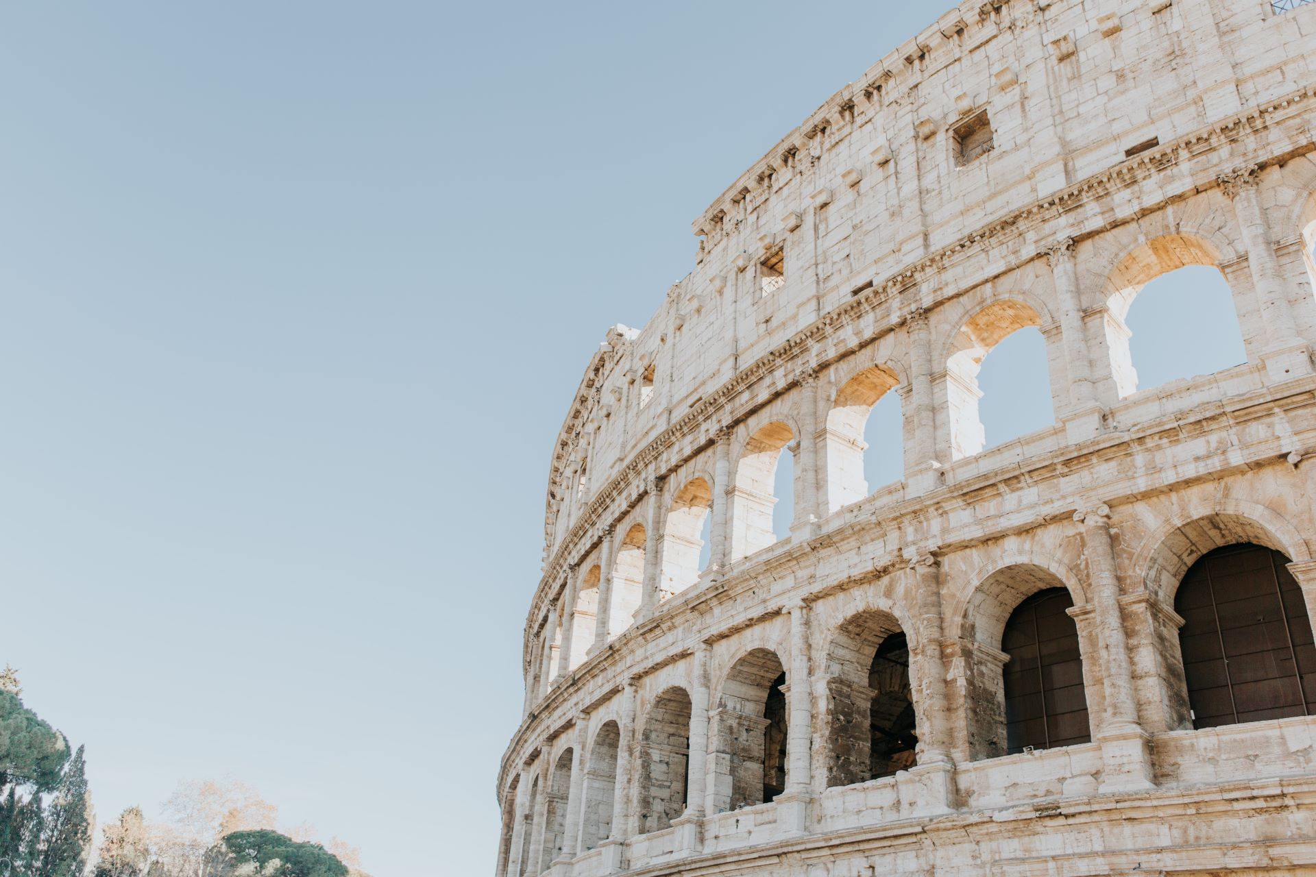 booking-airline-tickets-to-italy-1.jpg