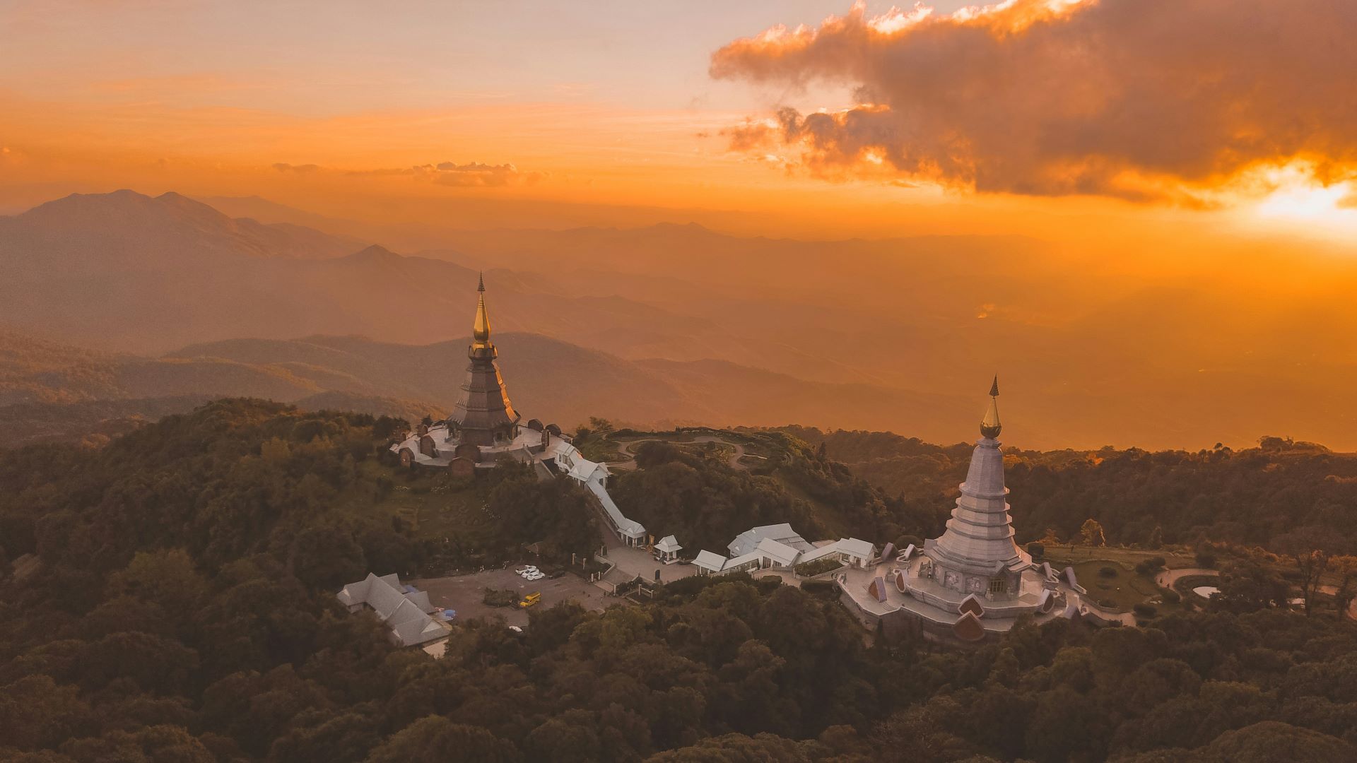 booking-airline-tickets-to-thailand-2.jpg