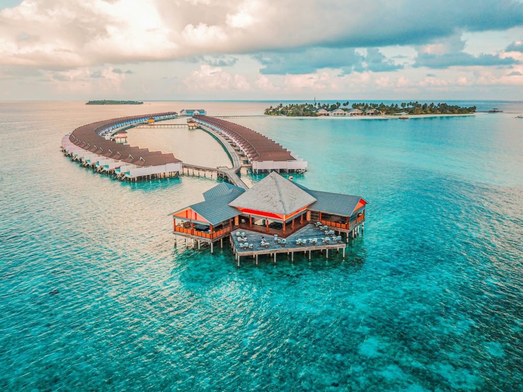 booking-airline-tickets-to-the-maldives-1024x768.jpg