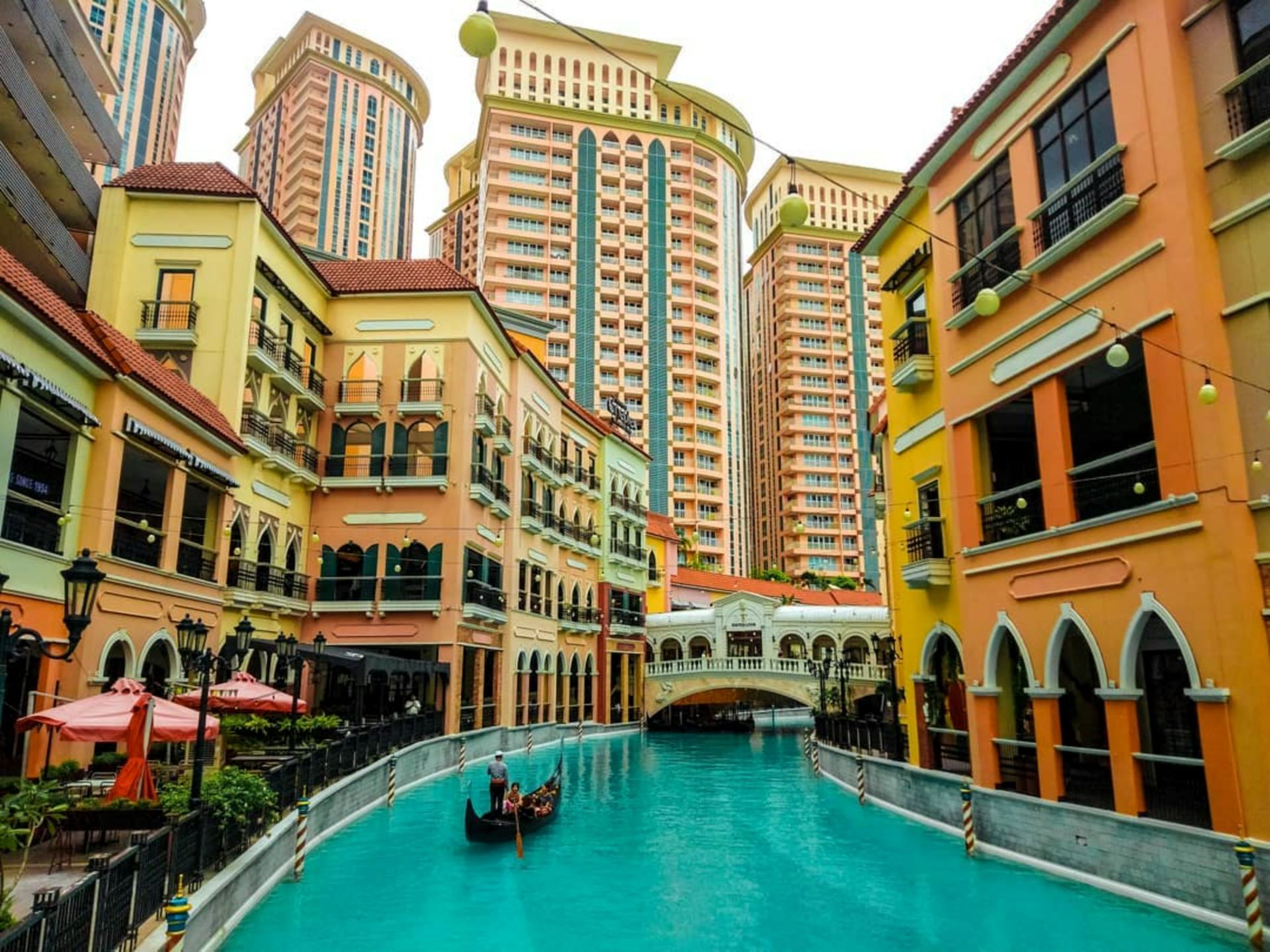 booking-airline-tickets-to-the-philipines-1.jpg