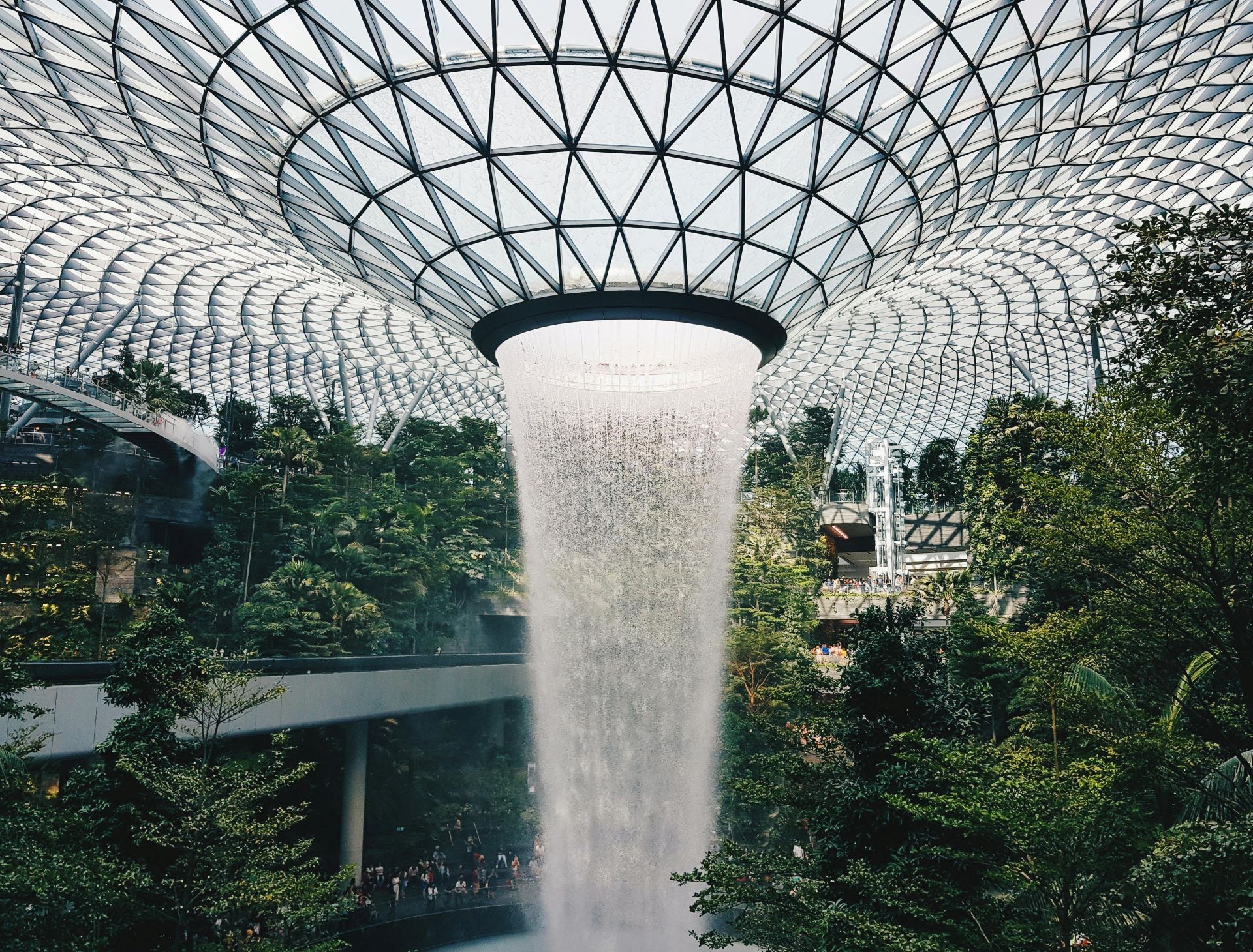 cultural-experiences-at-airports-a-destination-of-discovery