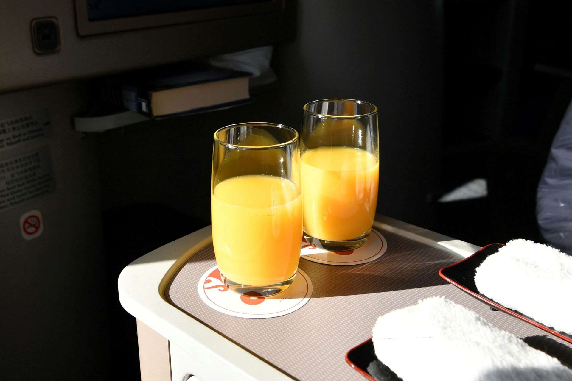 cultural-flavors-at-35000-feet-how-airlines-serve-global-cuisine.jpg