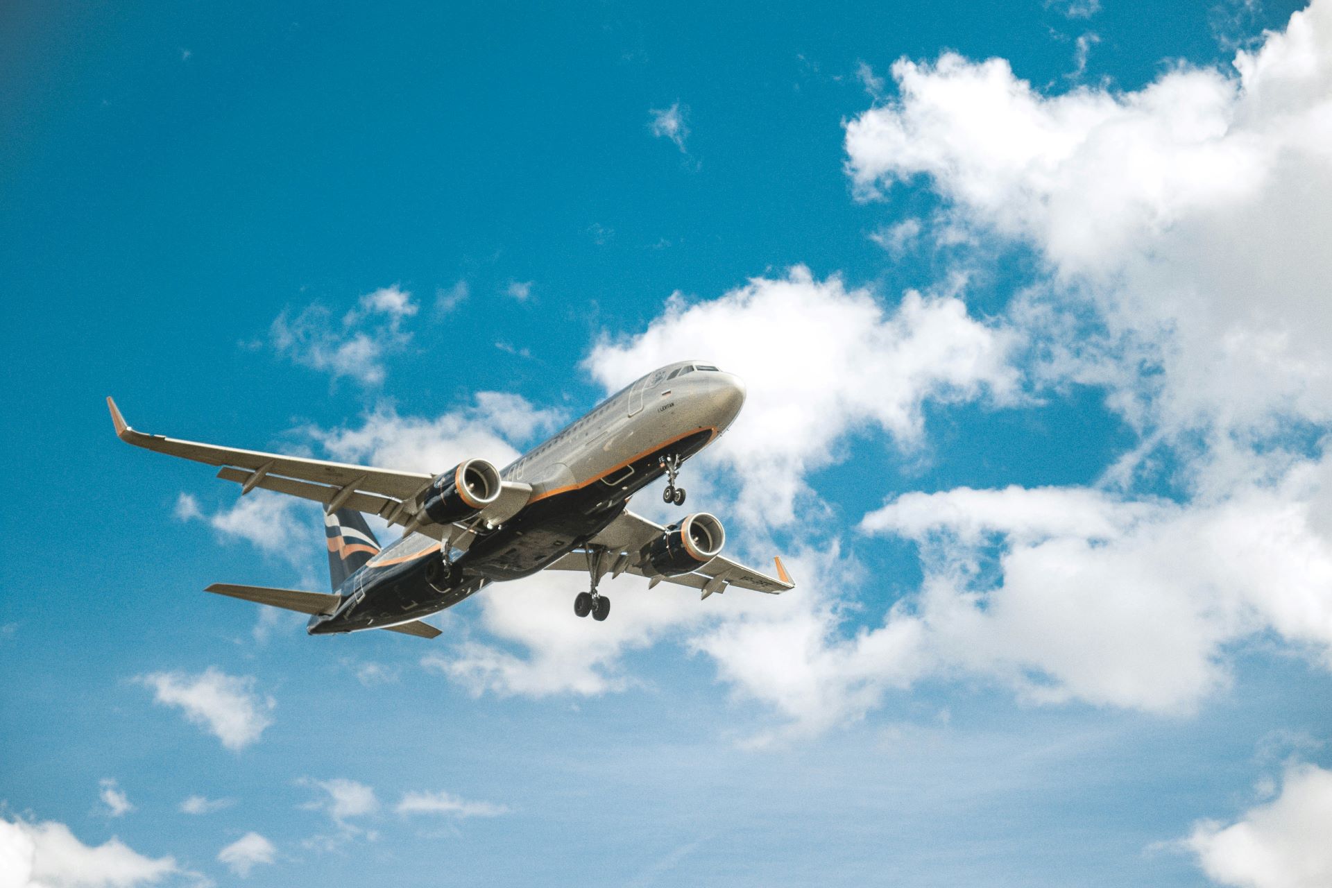 from-the-tarmac-to-tiktok-how-social-media-is-driving-flight-focused-travel-trends-1.jpg