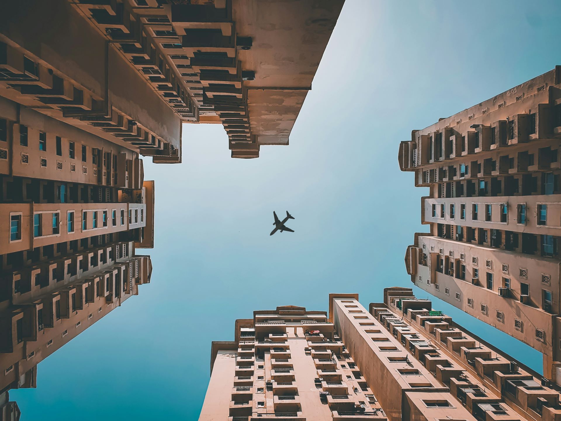 how-airlines-forecast-tourism-trends-with-big-data-1