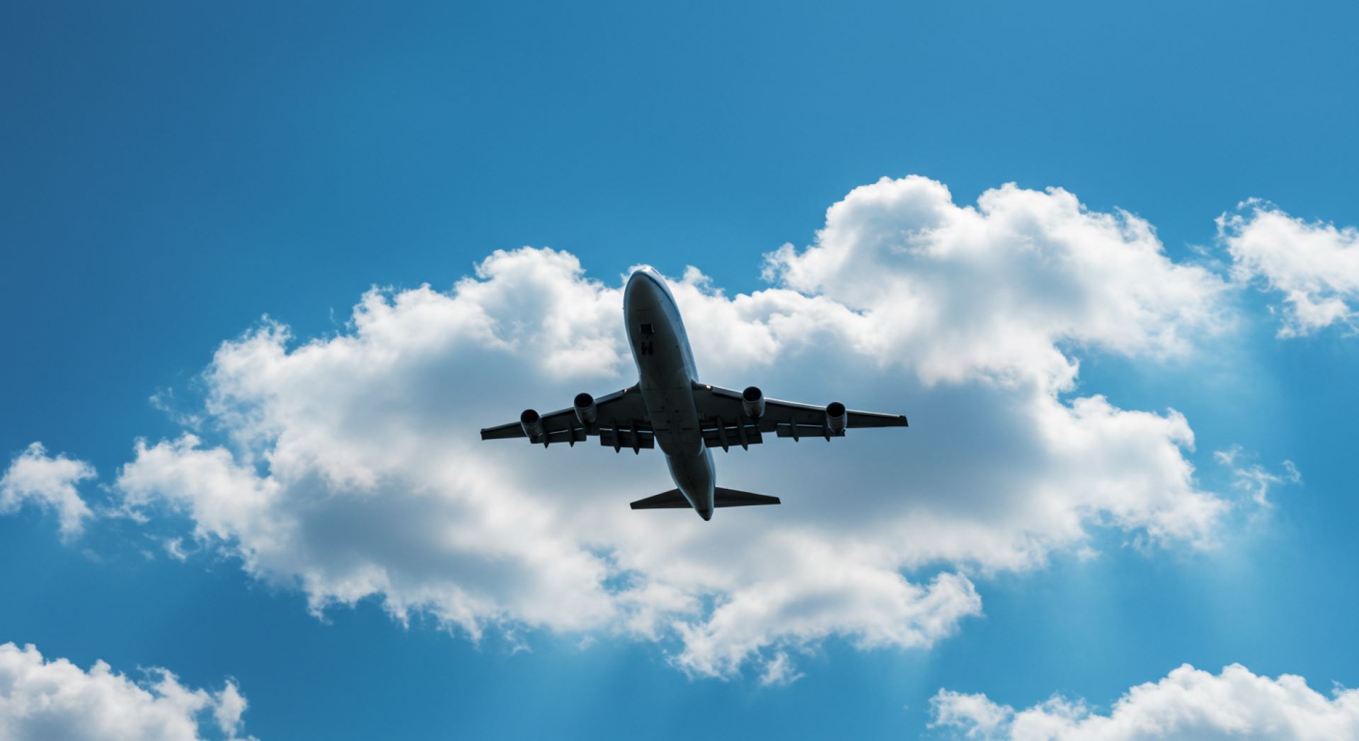 navigating-the-skies-a-guide-to-airborne-sightseeing-tours-around-the-world-1.jpg
