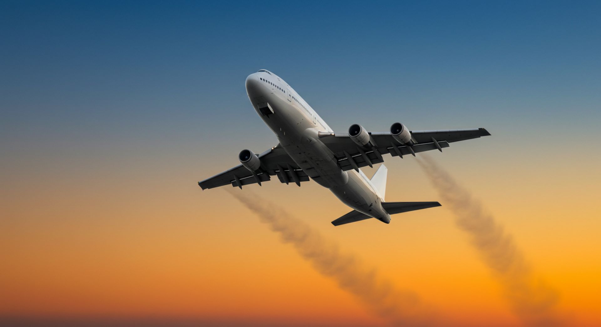 navigating-the-skies-a-guide-to-airborne-sightseeing-tours-around-the-world.jpg