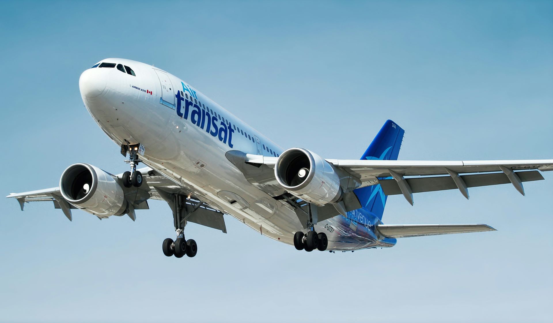 the-future-of-flight-tourism-electric-planes-green-airports-and-sustainable-skies-2.jpg