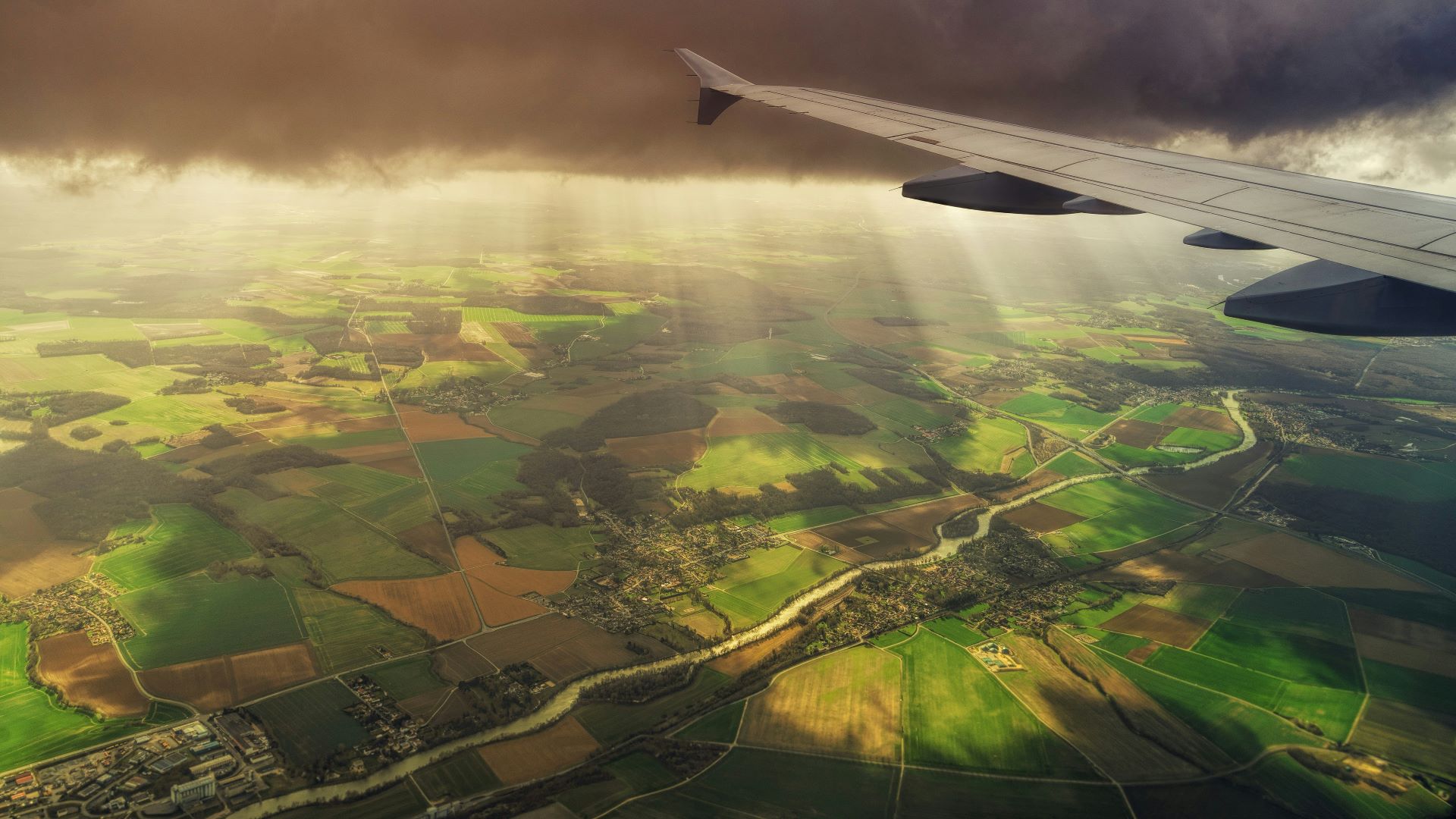 the-new-golden-age-of-air-travel-flying-into-the-future-1.jpg
