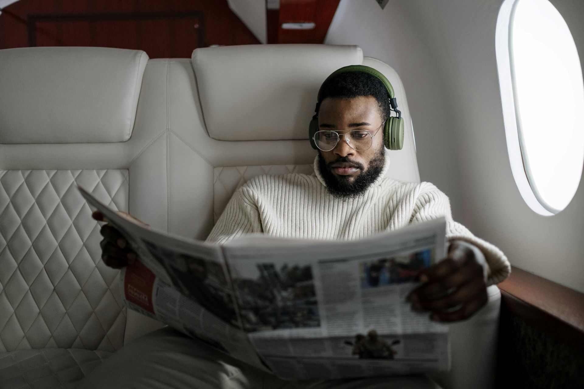 the-rise-of-premium-economy-balancing-comfort-and-cost-in-long-haul-travel.jpg
