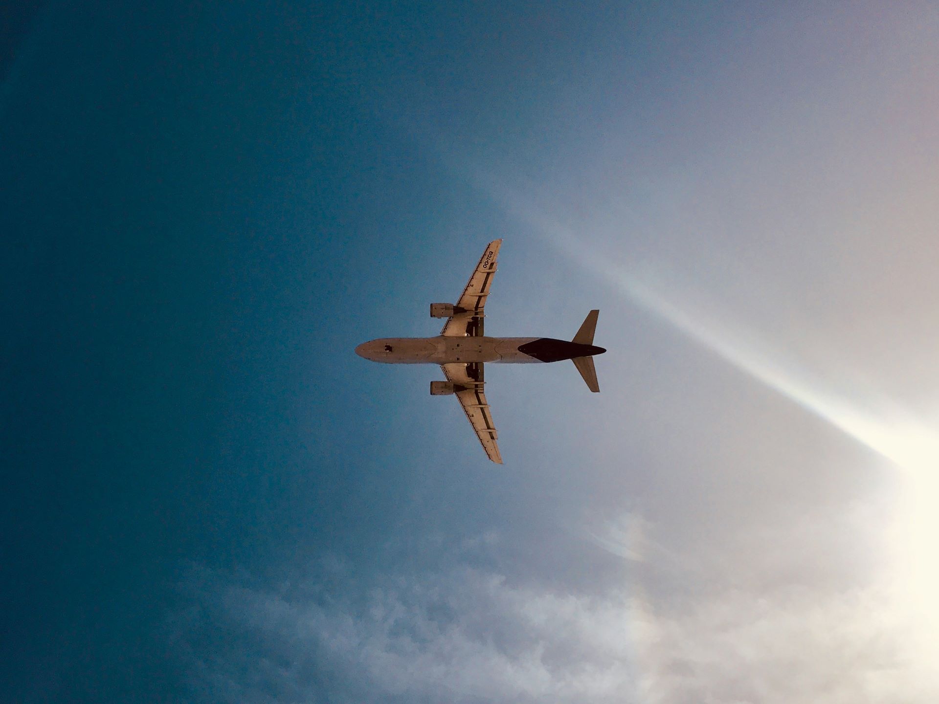 the-rise-of-the-experience-flight-beyond-transportation-to-tourism.jpg
