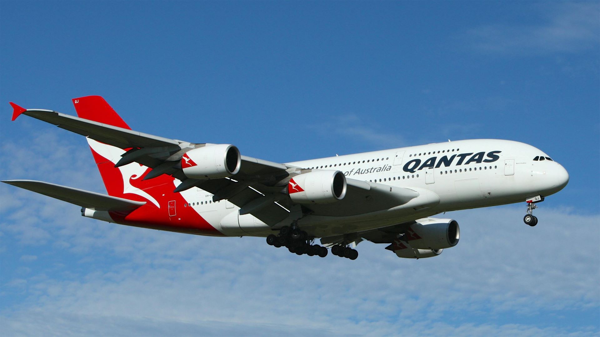 the-unsung-heroes-of-aviation-ground-crews-engineers-and-safety-inspectors-2.jpg