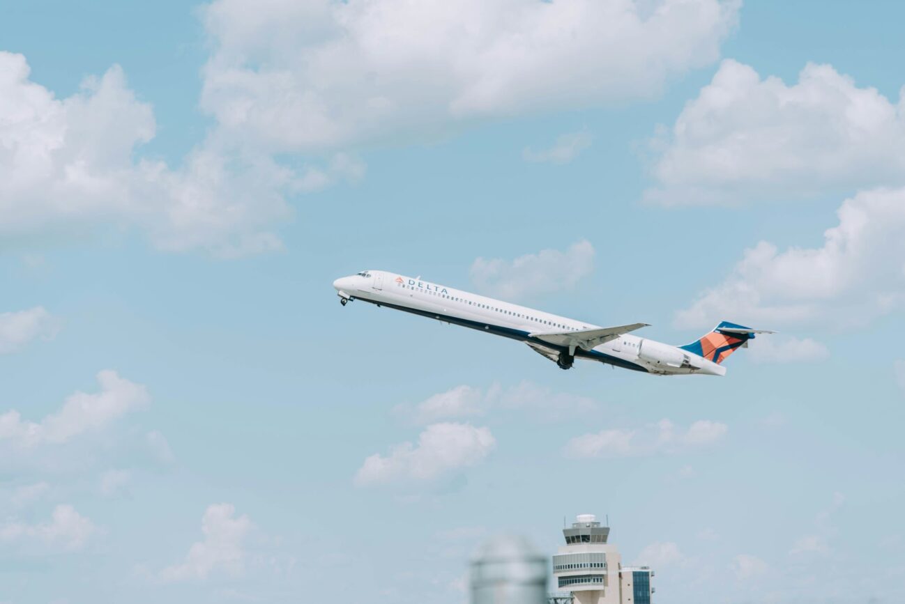 touchdown-sa-domestic-flights-that-unlock-south-africas-hidden-gems-2-1298x867.jpg