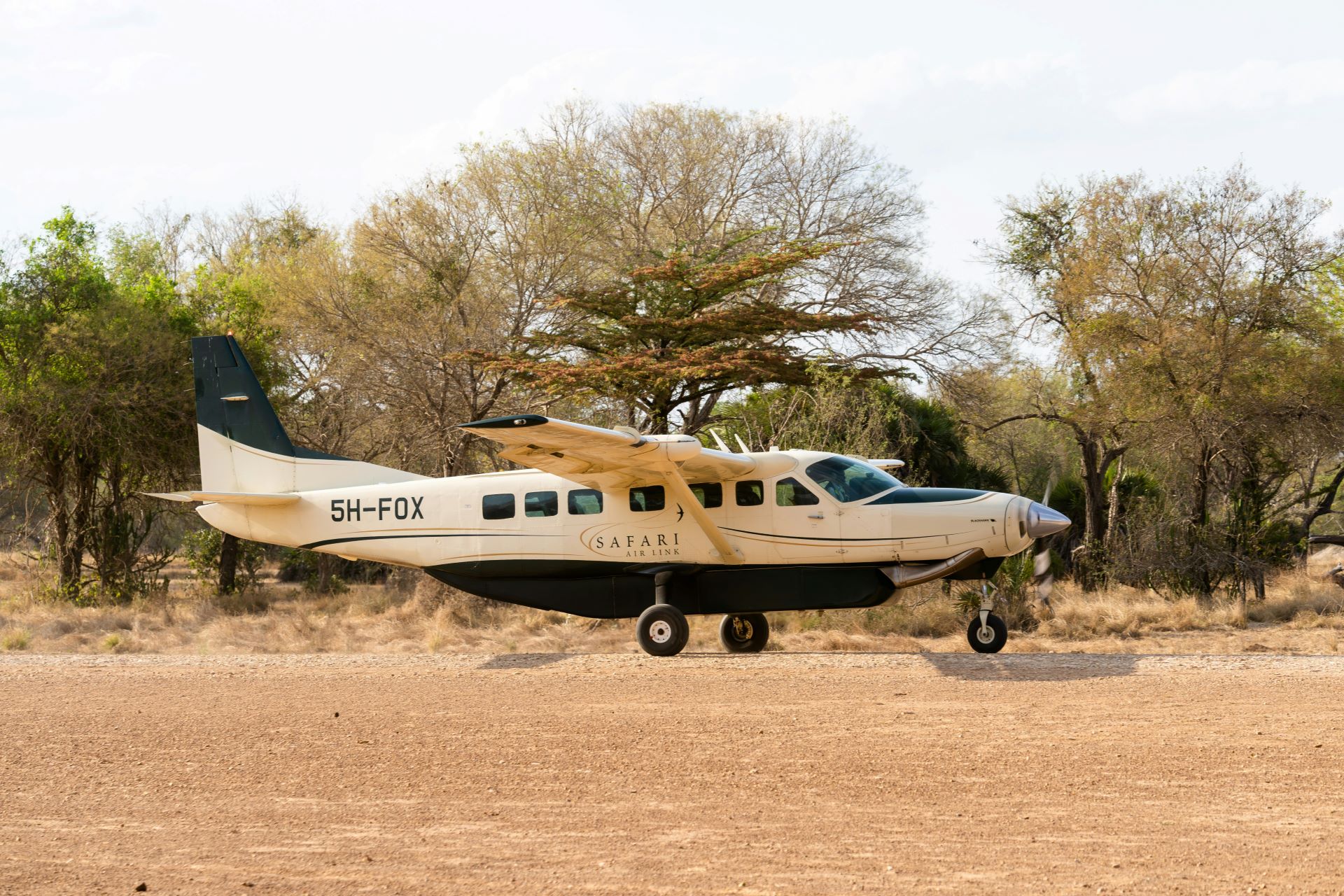 unlocking-africas-hidden-gems-flights-to-remote-adventures-1.jpg