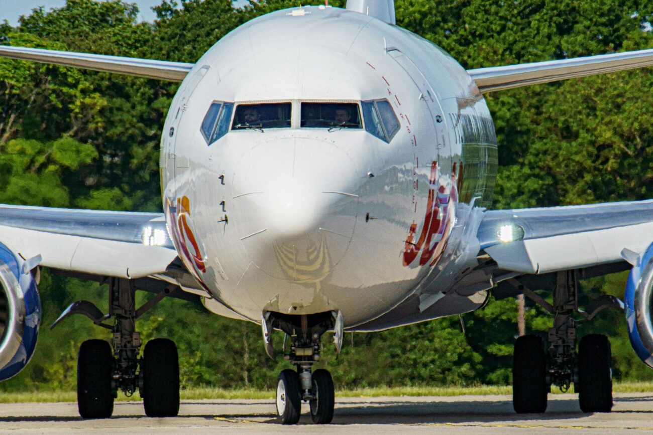 voices-from-30-000-feet-the-hidden-stories-of-airline-crews-around-the-world-1300x867.jpg