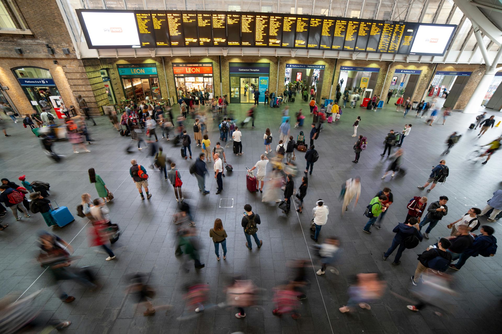 Stopover Adventures: Turning Transit Hubs into Mini Holidays